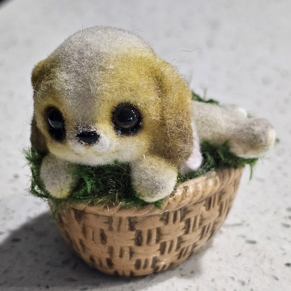 Josef GG Originals Japan Flocked Fuzzy Puppy Dog Basket Figurine Kitsch Vintage